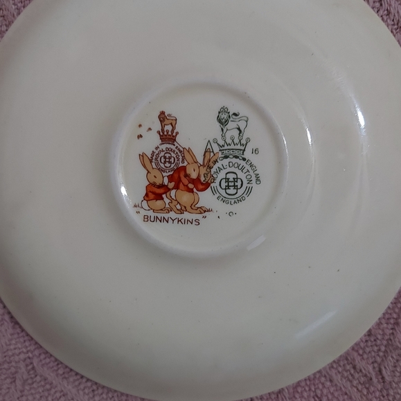 Bunnykins Royal Doulton Toddler Set - Picture 5 of 5